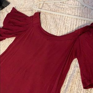 Short, light, flowy off the shoulder maroon dress